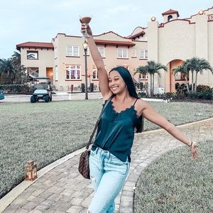 Meet your Posher, Mindy